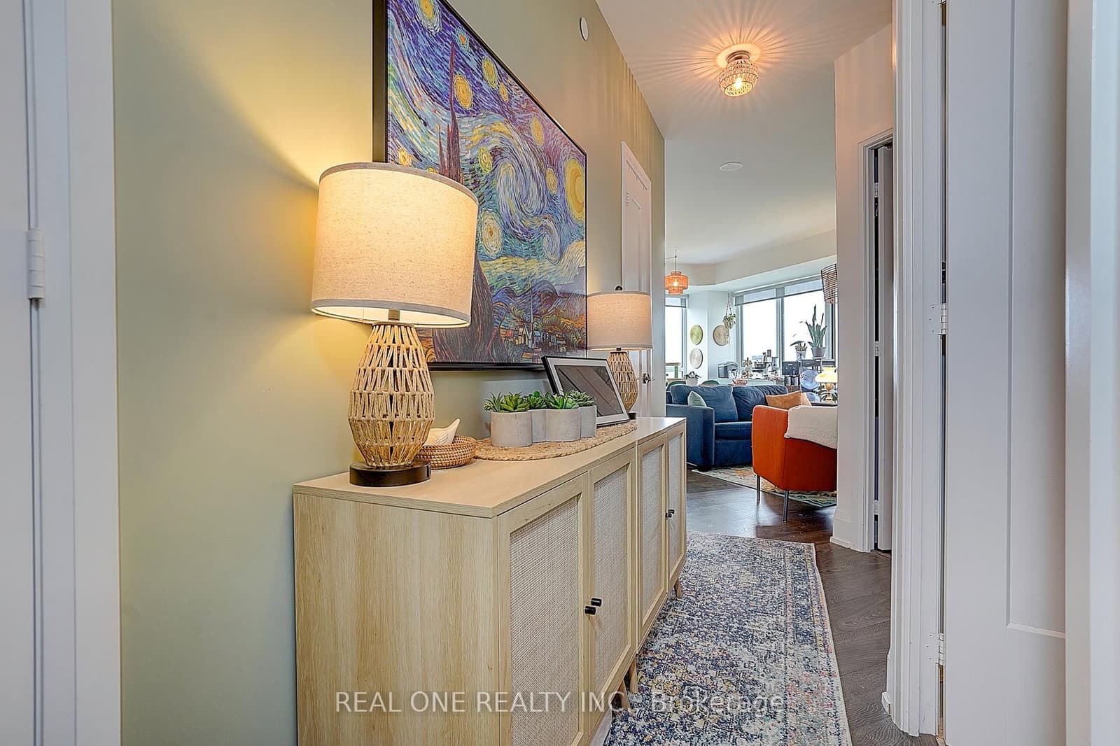 101 Erskine Avenue, Unit 0915 thumbnail 8