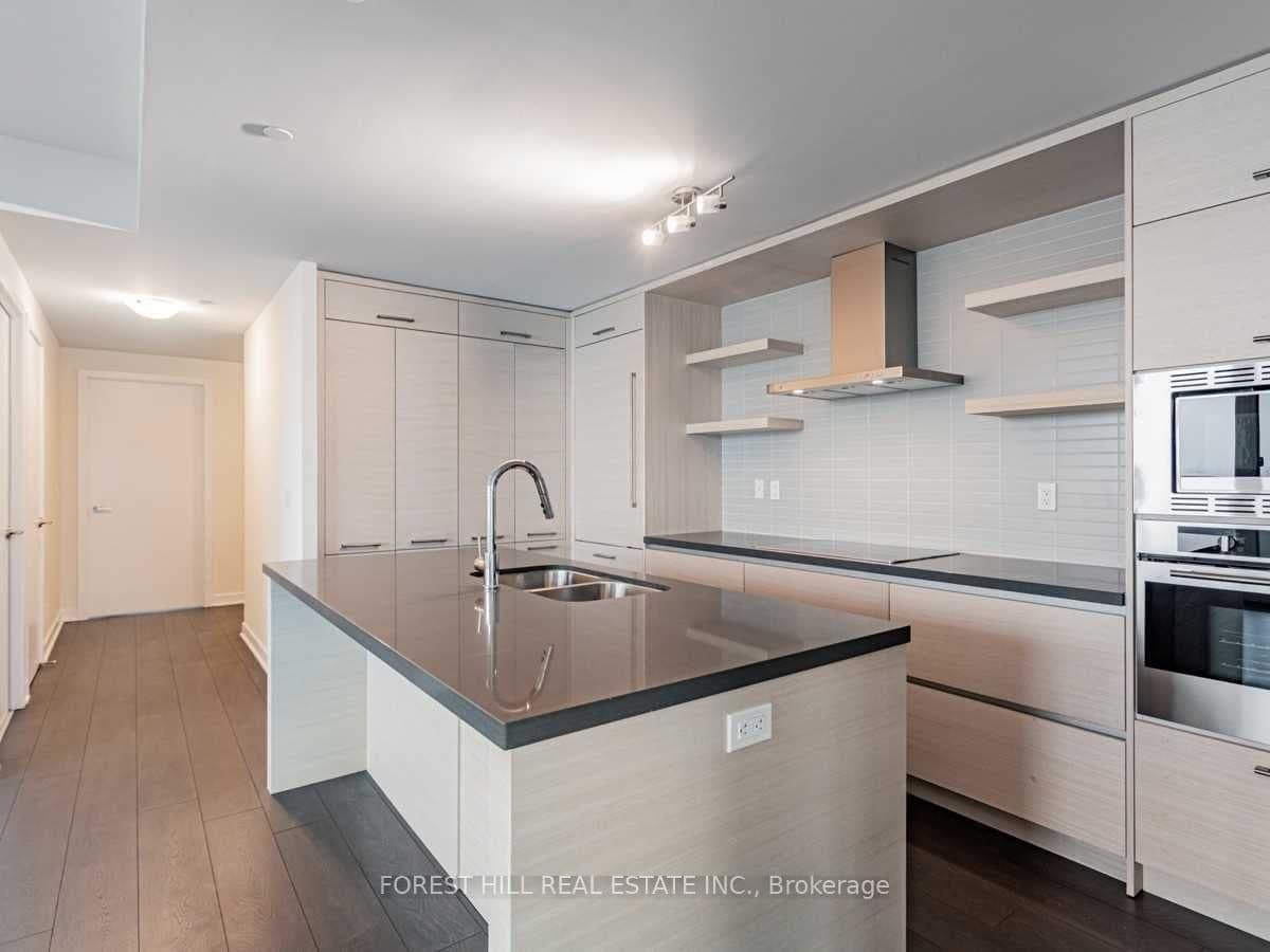 2221 Yonge Street, Unit 5702 thumbnail 12