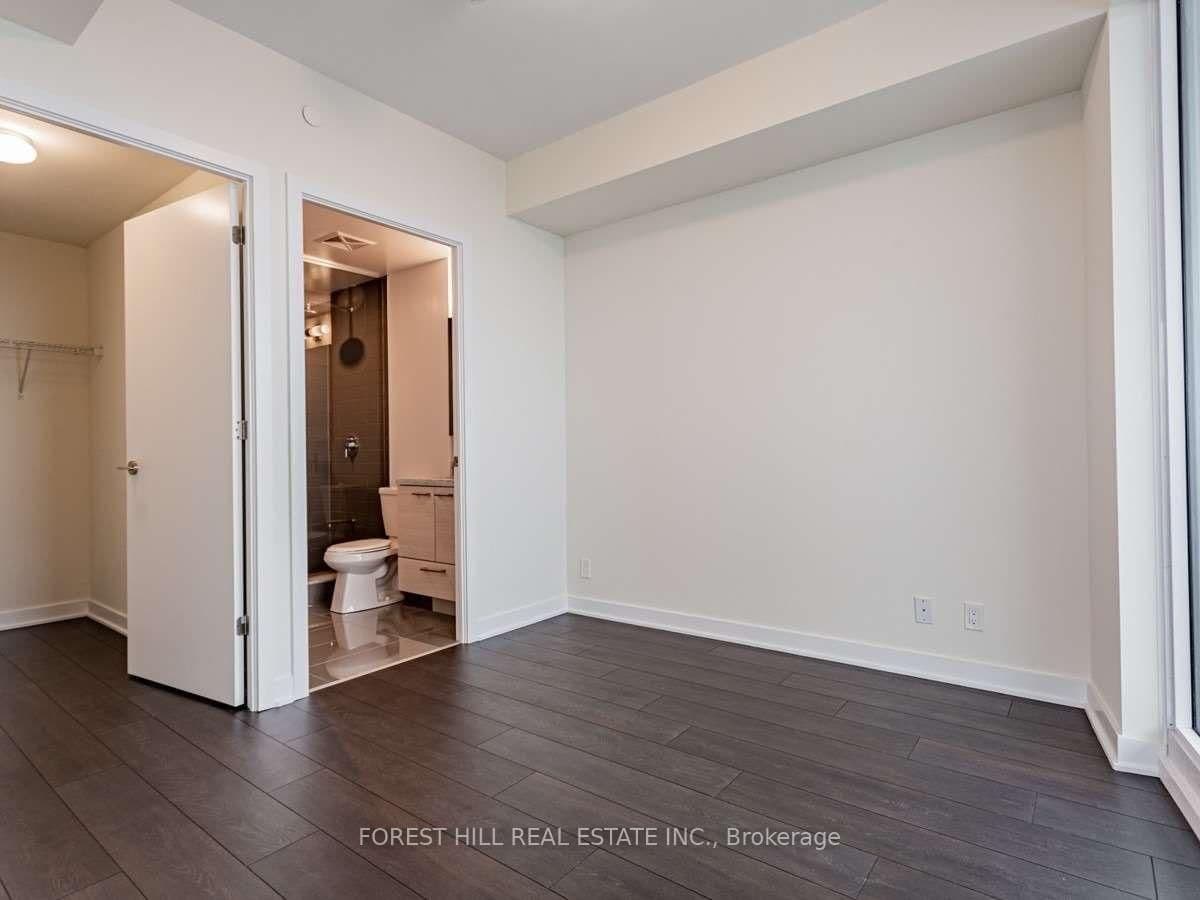 2221 Yonge Street, Unit 5702 thumbnail 15