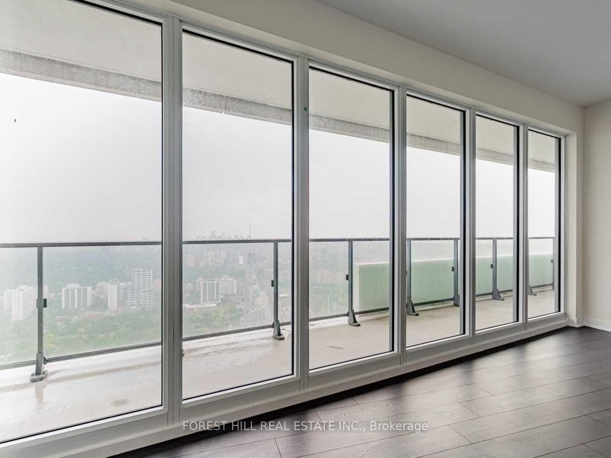 2221 Yonge Street, Unit 5702 thumbnail 20
