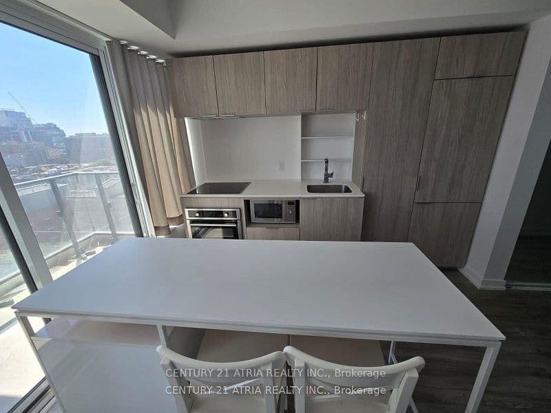 77 Shuter Street, Unit 1607 thumbnail 3
