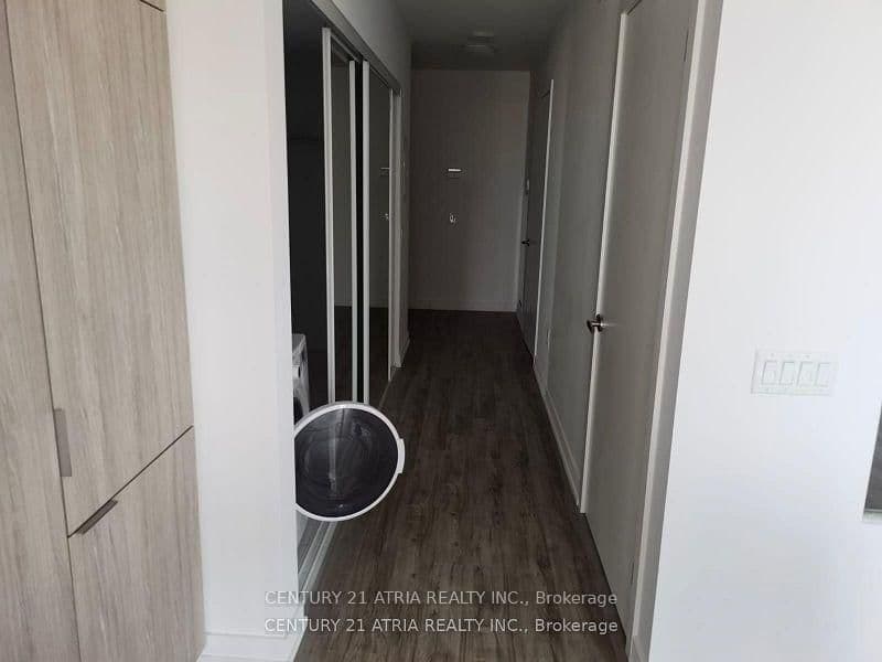77 Shuter Street, Unit 1607 thumbnail 6