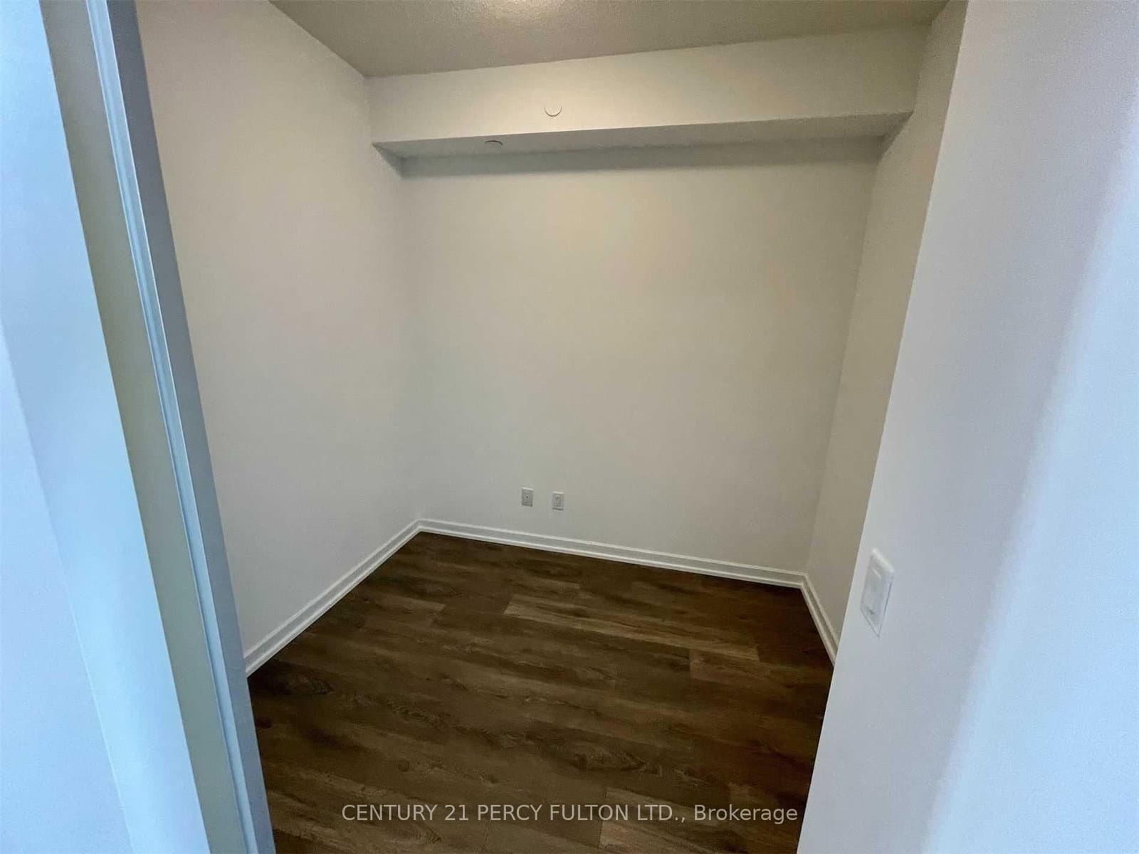32 Forest Manor Road, Unit 2401 thumbnail 9