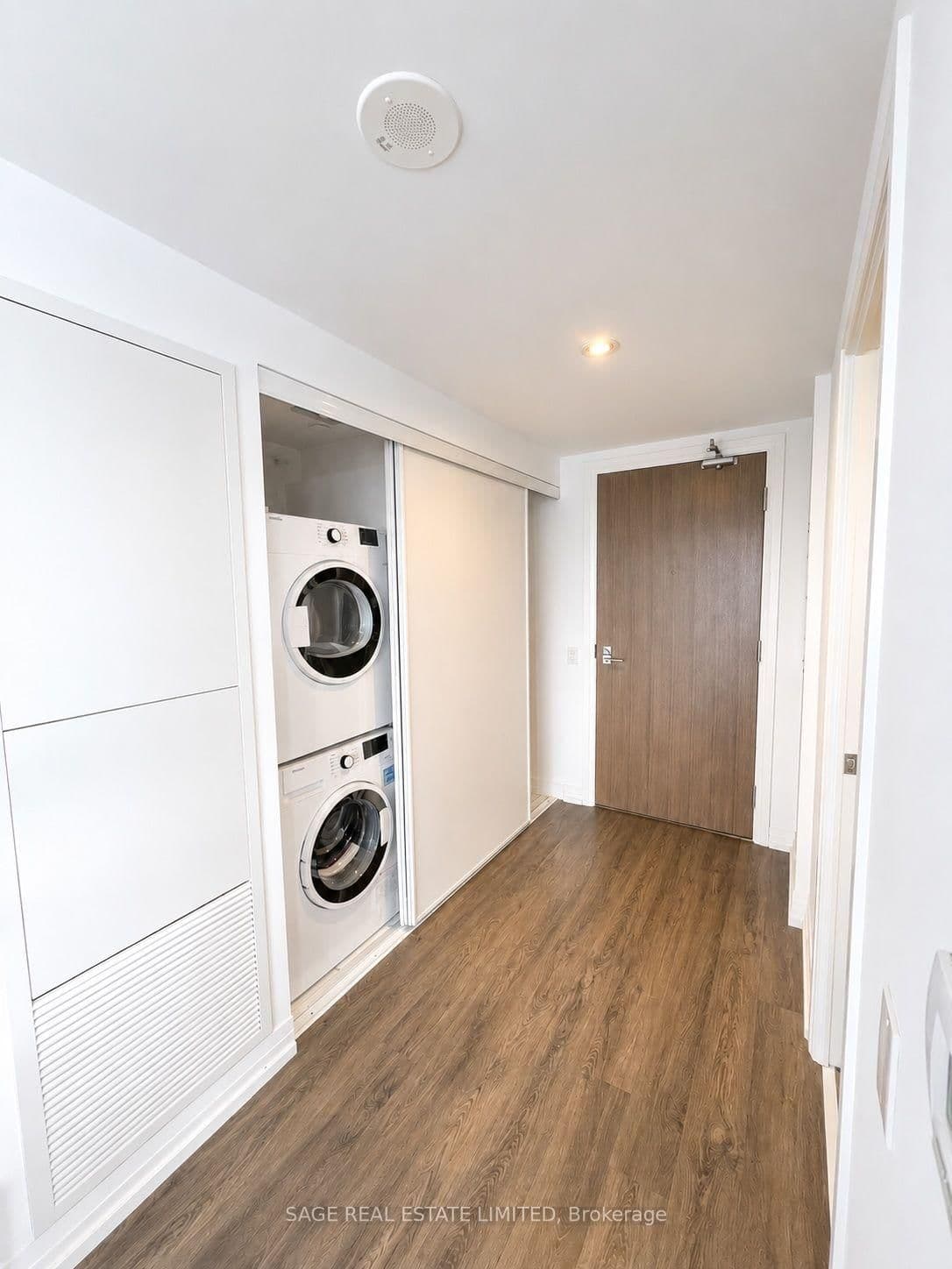 251 Jarvis Street, Unit 1509 thumbnail 4