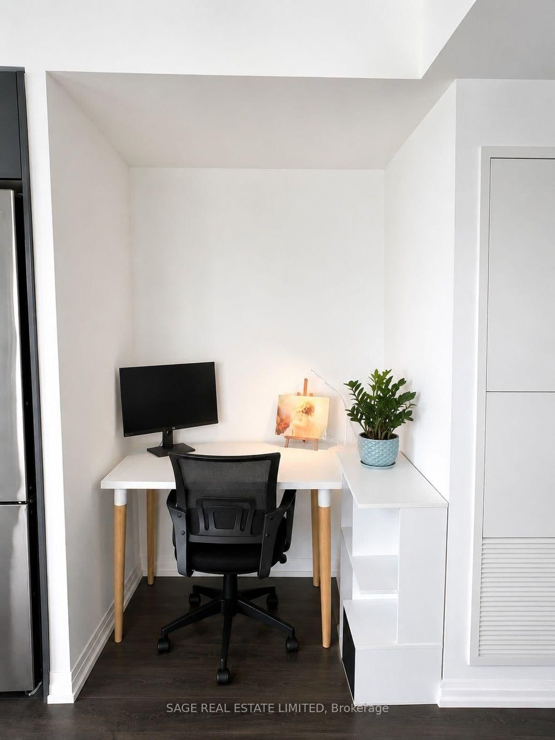 251 Jarvis Street, Unit 1509 thumbnail 6