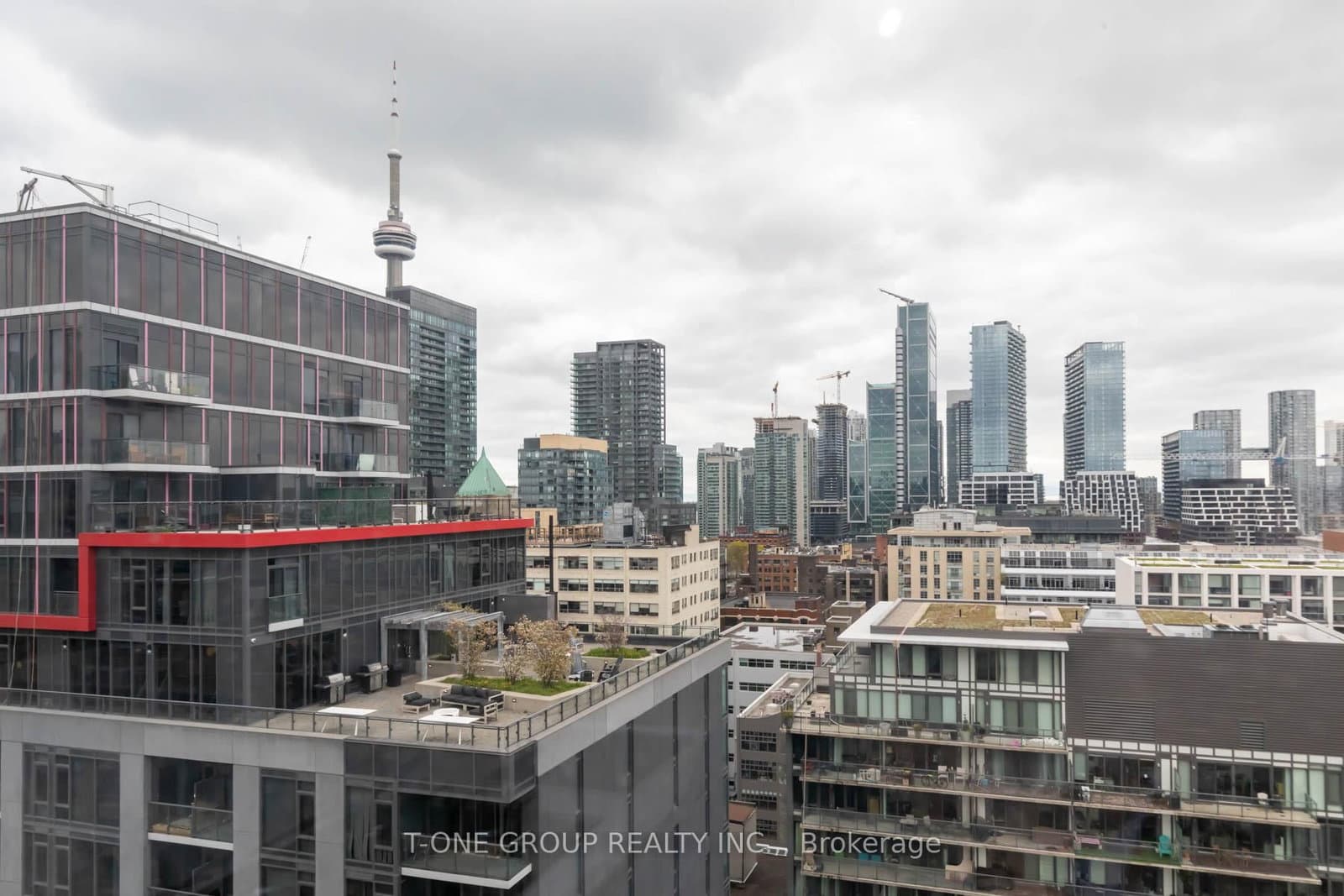 458 Richmond Street W, Unit 1405 thumbnail 17