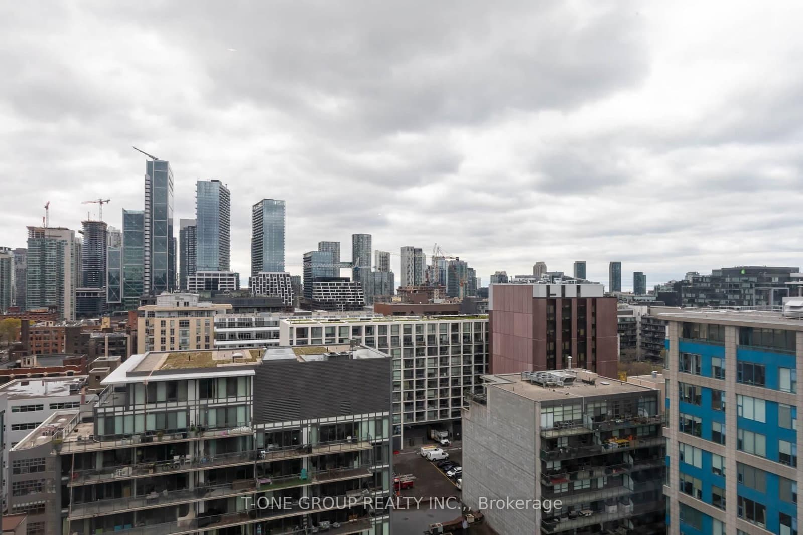 458 Richmond Street W, Unit 1405 thumbnail 18
