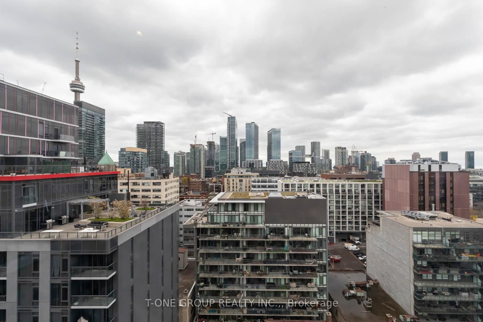 458 Richmond Street W, Unit 1405 thumbnail 19
