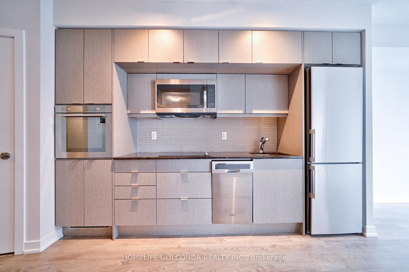 10 York Street, Unit 2607 thumbnail 18