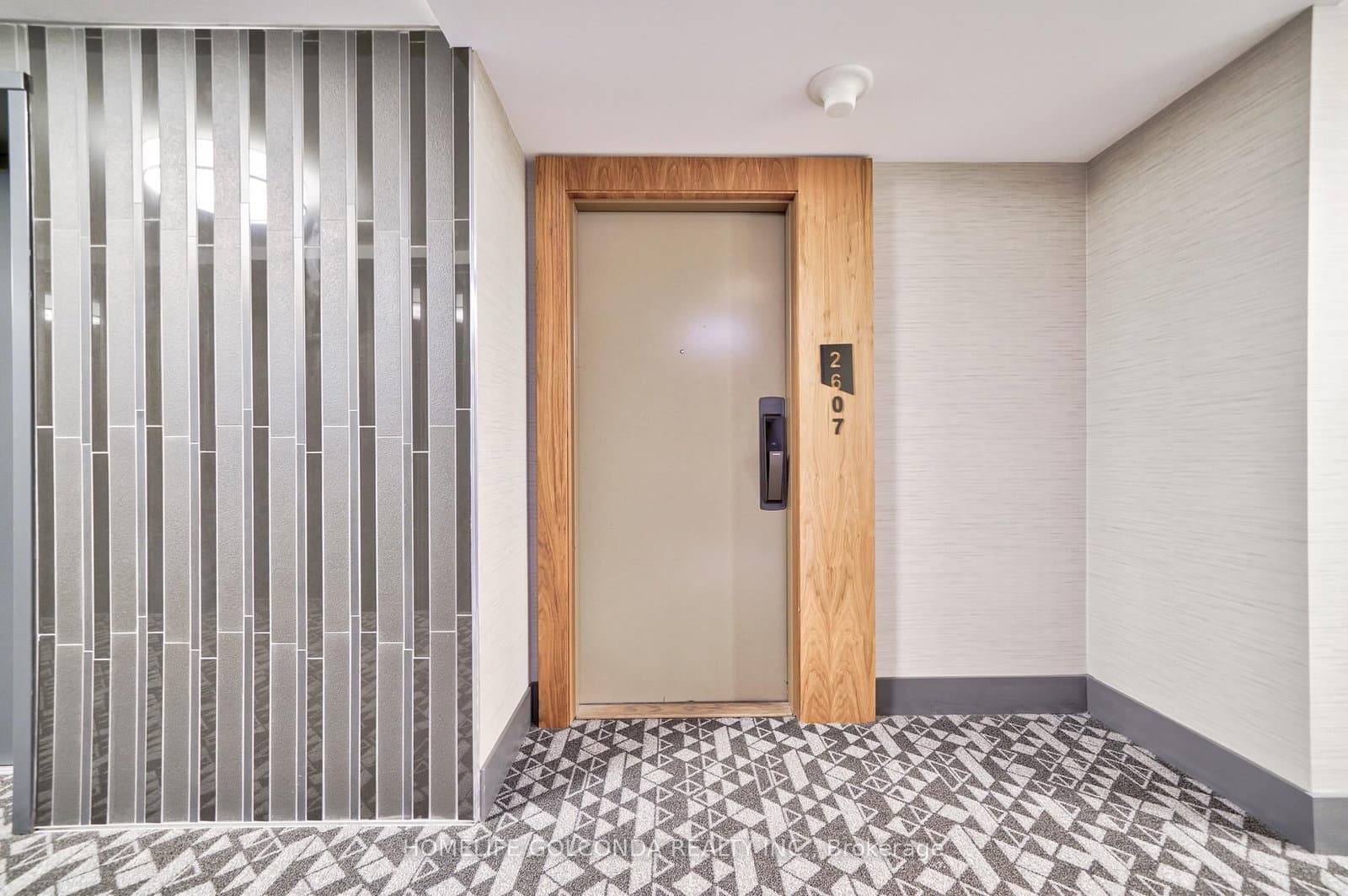 10 York Street, Unit 2607 thumbnail 6