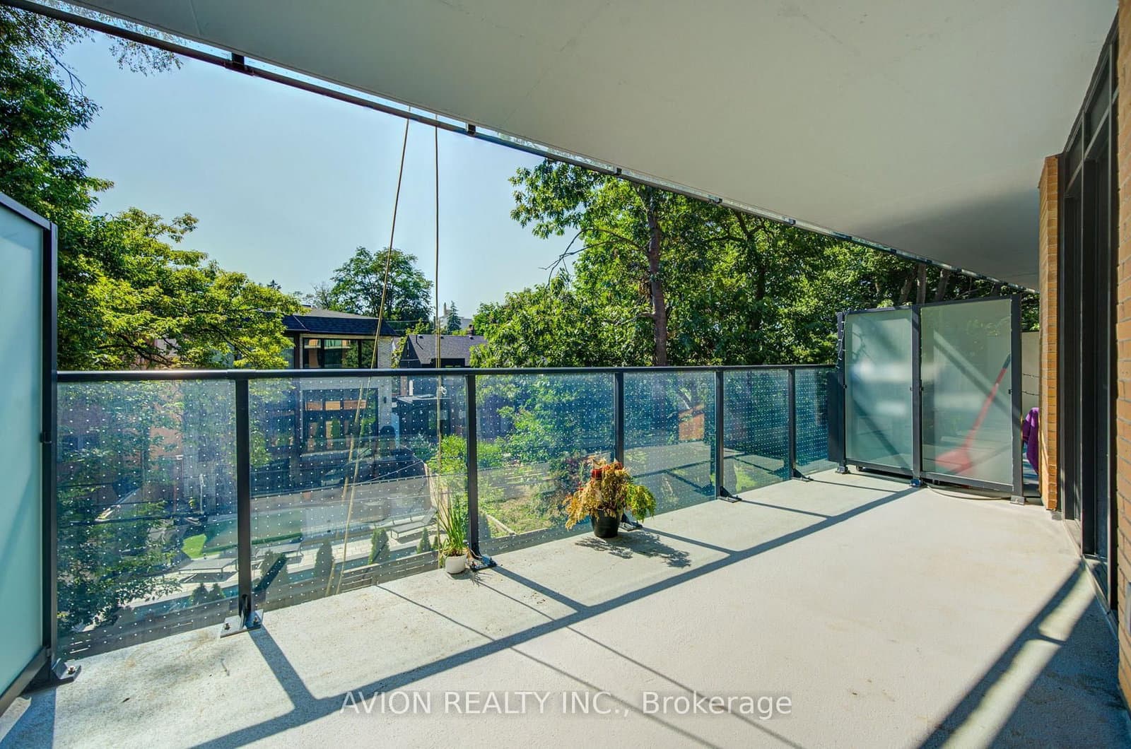 1720 bayview Avenue, Unit 321 thumbnail 22