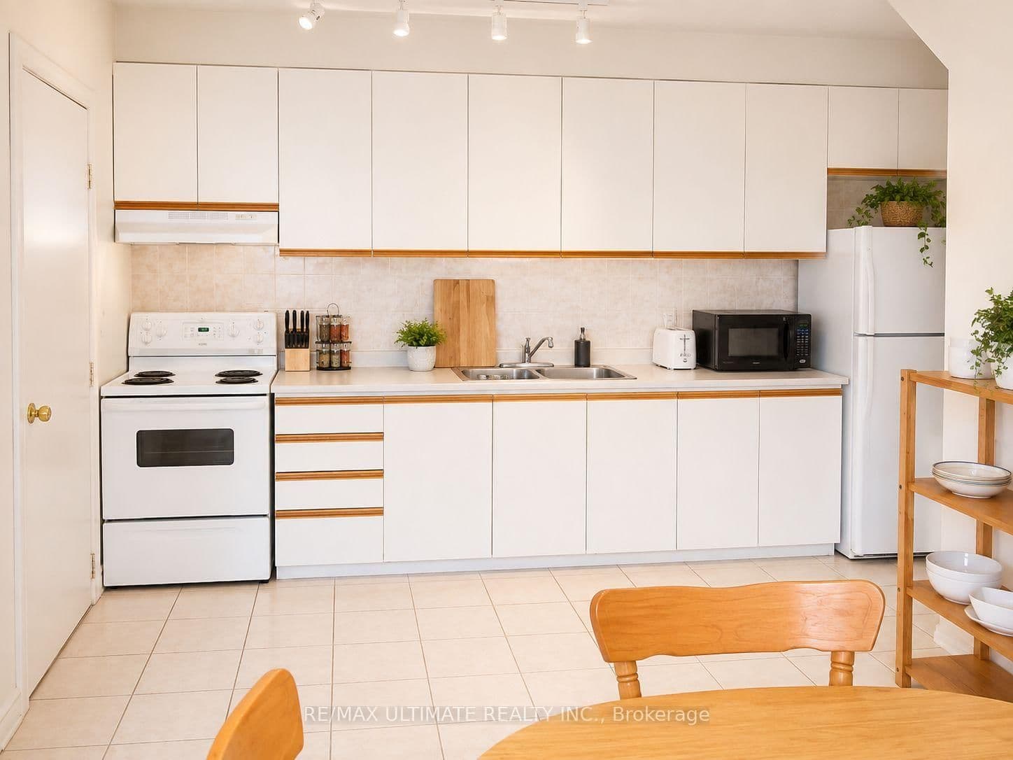 2624 YONGE Street thumbnail 14