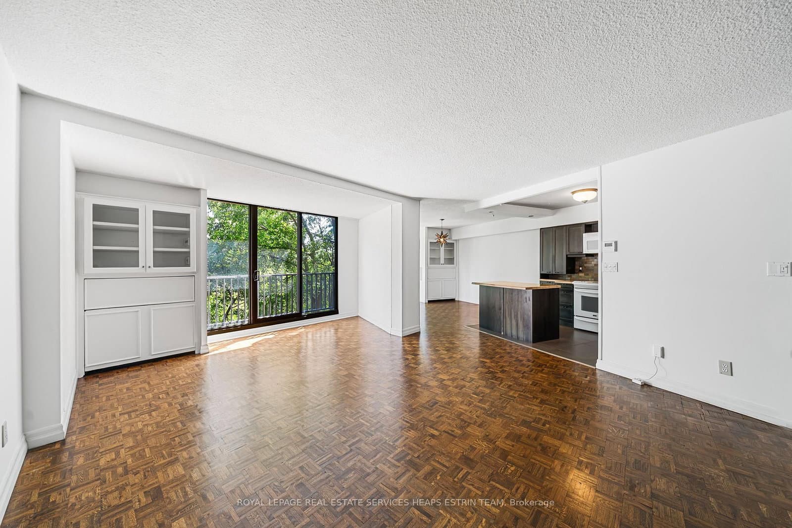 33 Harbour Square, Unit #411 thumbnail 12