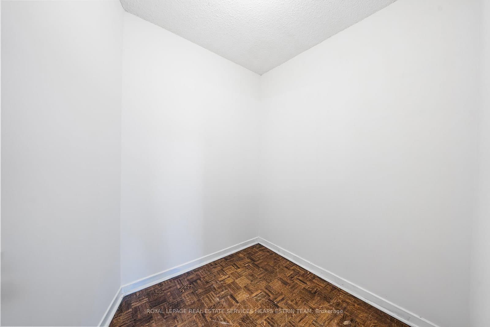 33 Harbour Square, Unit #411 thumbnail 26