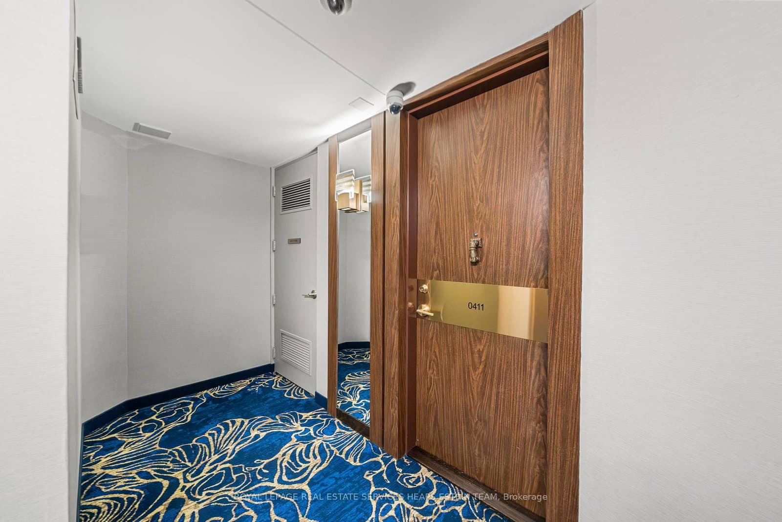 33 Harbour Square, Unit #411 thumbnail 3