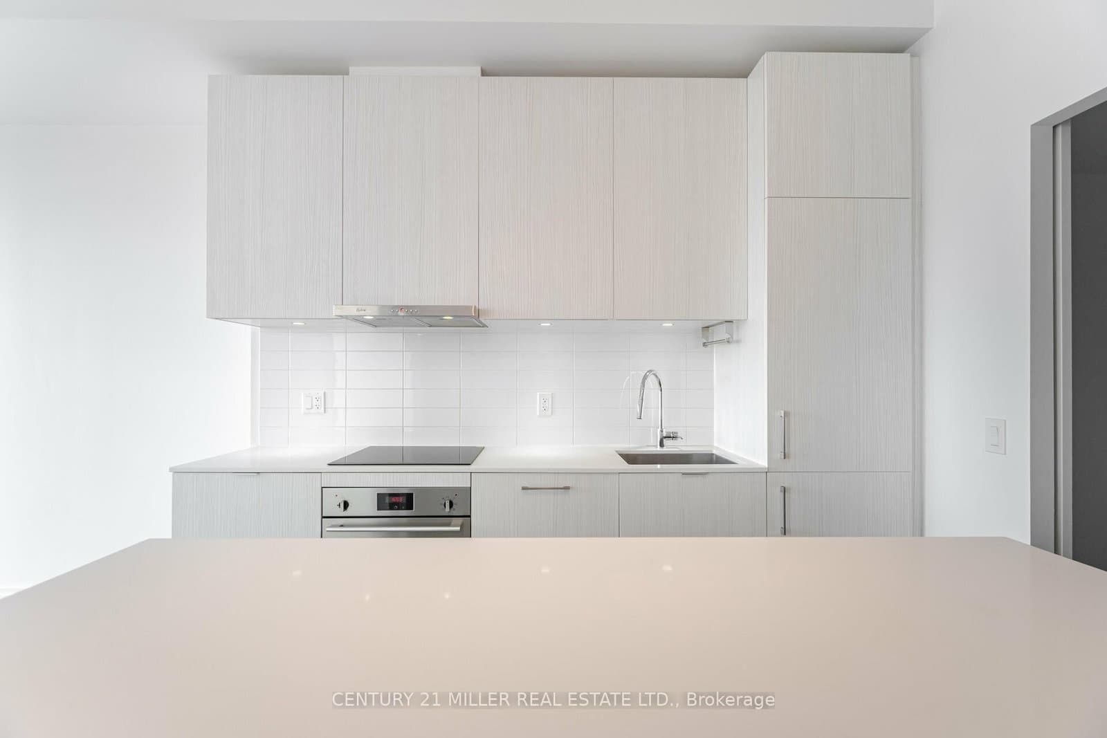 8 Hillsdale Avenue, Unit 1120 thumbnail 14