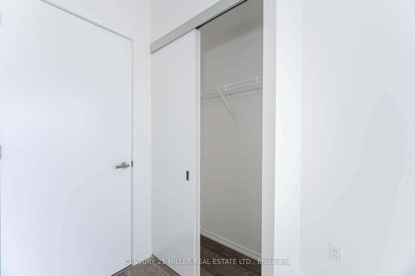 8 Hillsdale Avenue, Unit 1120 thumbnail 28