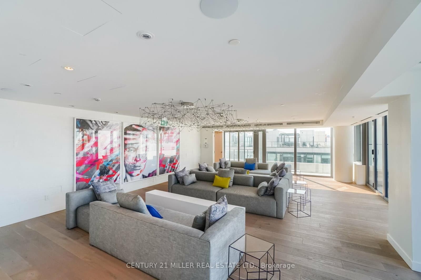 8 Hillsdale Avenue, Unit 1120 thumbnail 40