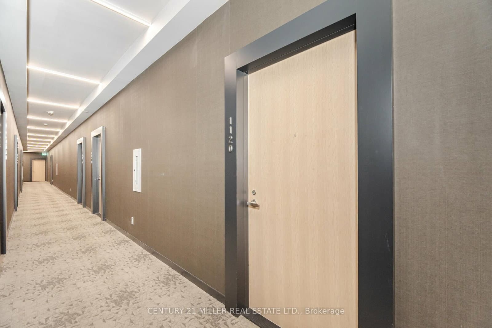 8 Hillsdale Avenue, Unit 1120 thumbnail 7