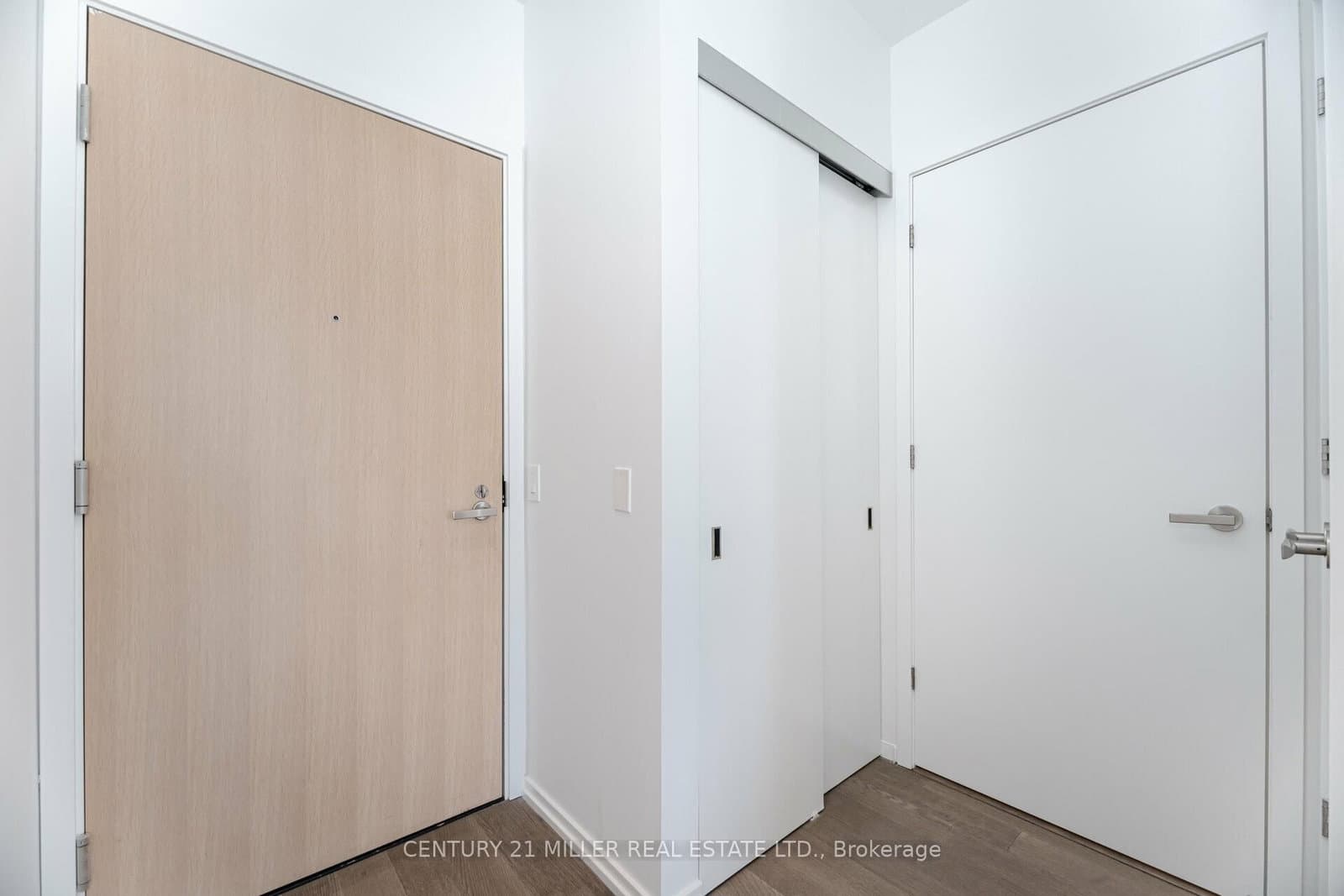 8 Hillsdale Avenue, Unit 1120 thumbnail 8
