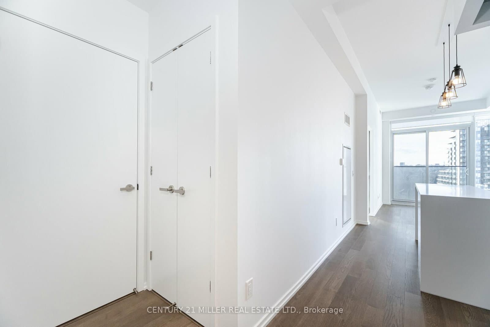 8 Hillsdale Avenue, Unit 1120 thumbnail 9