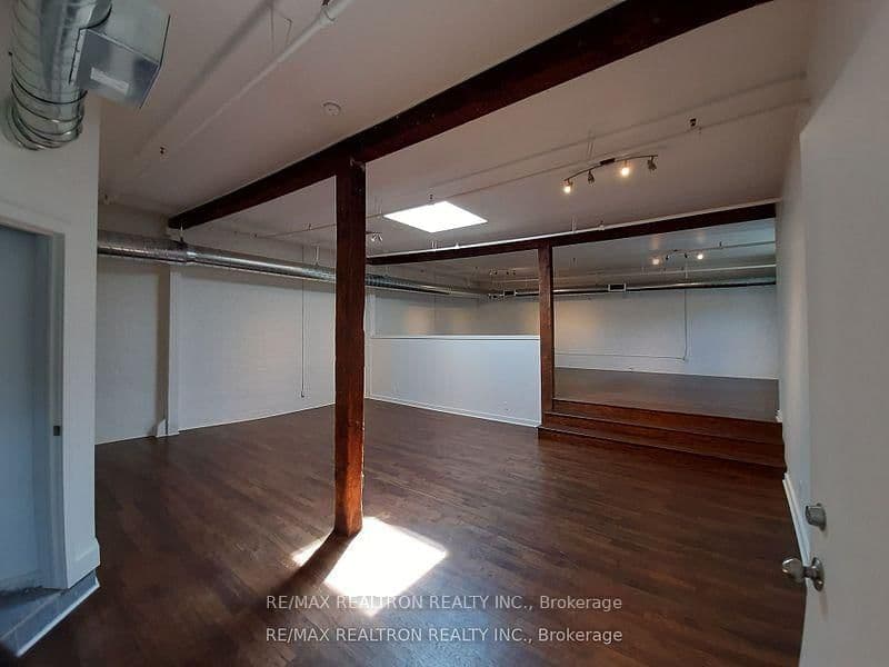 135 Tecumseth Street, Unit 14A - Image 1
