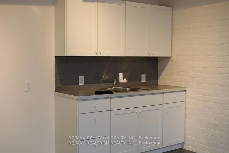 135 Tecumseth Street, Unit 14A thumbnail 6