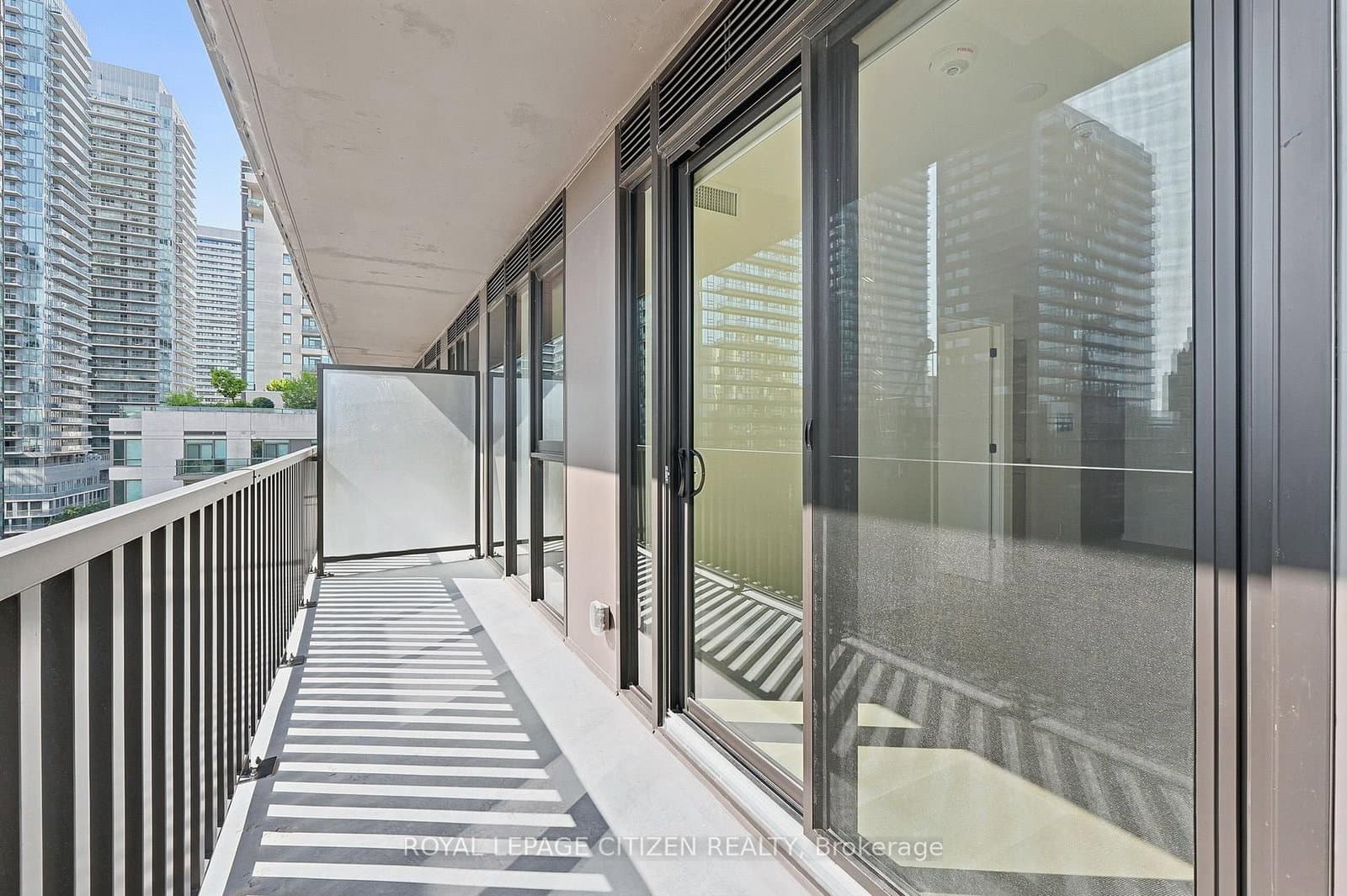 109 Erskine Avenue, Unit 906 thumbnail 17