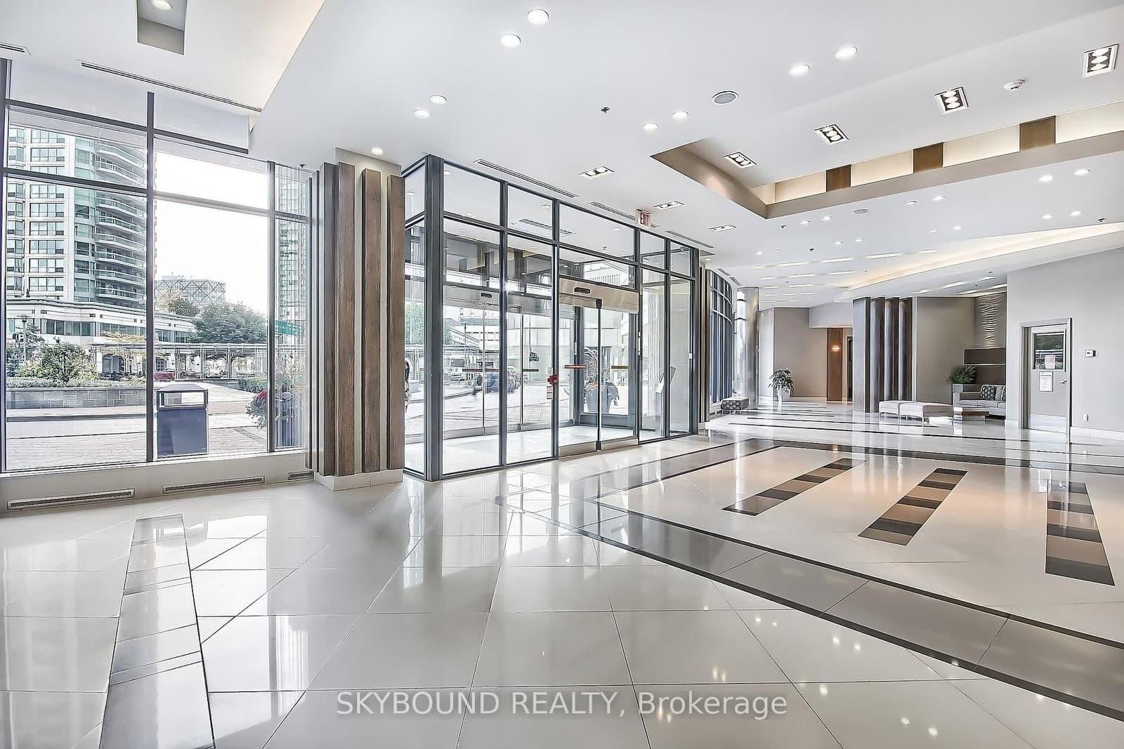 33 Bay Street, Unit 712 - Image 1