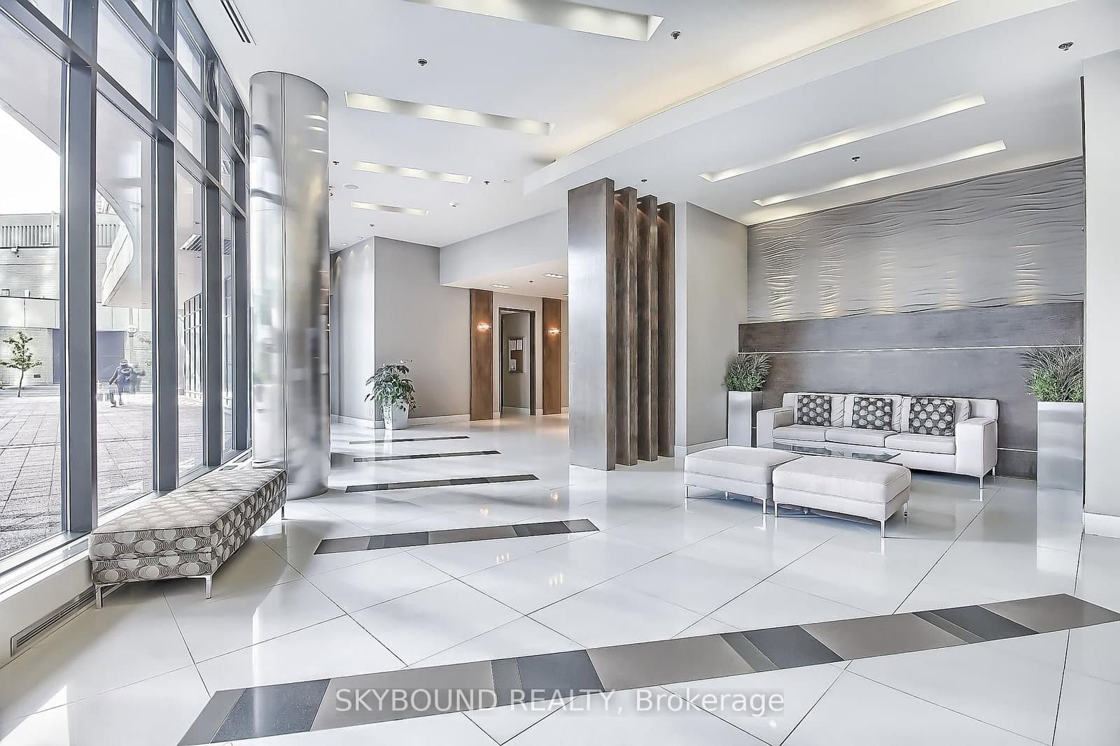 33 Bay Street, Unit 712 thumbnail 2