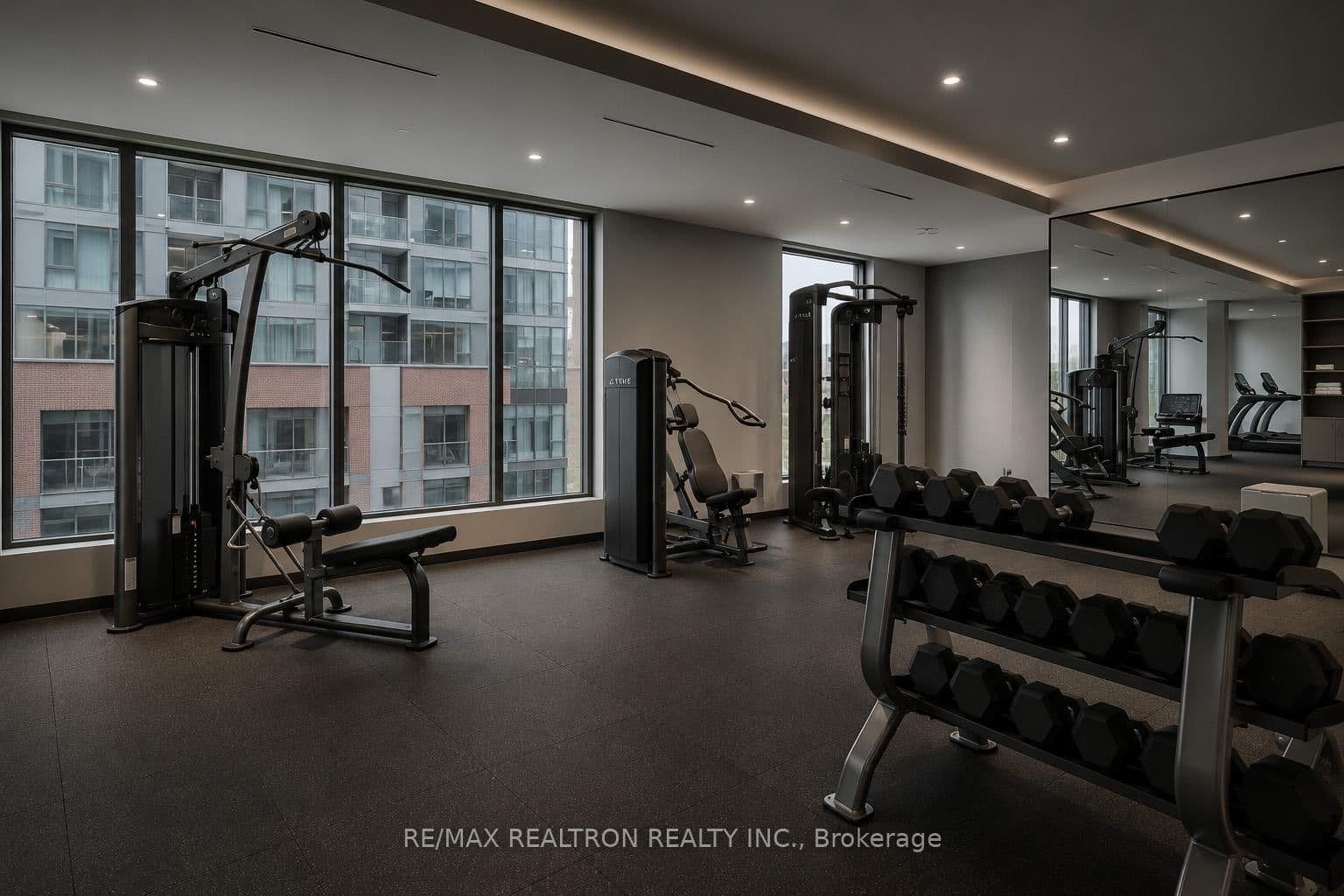33 Helendale Avenue, Unit 102 thumbnail 46