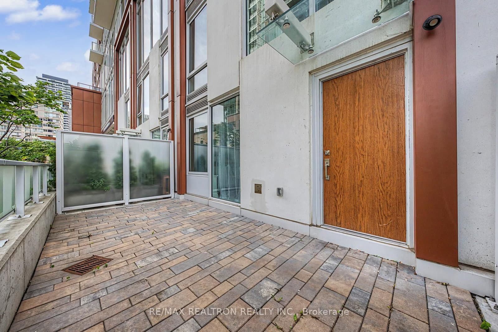 33 Helendale Avenue, Unit 102 thumbnail 48
