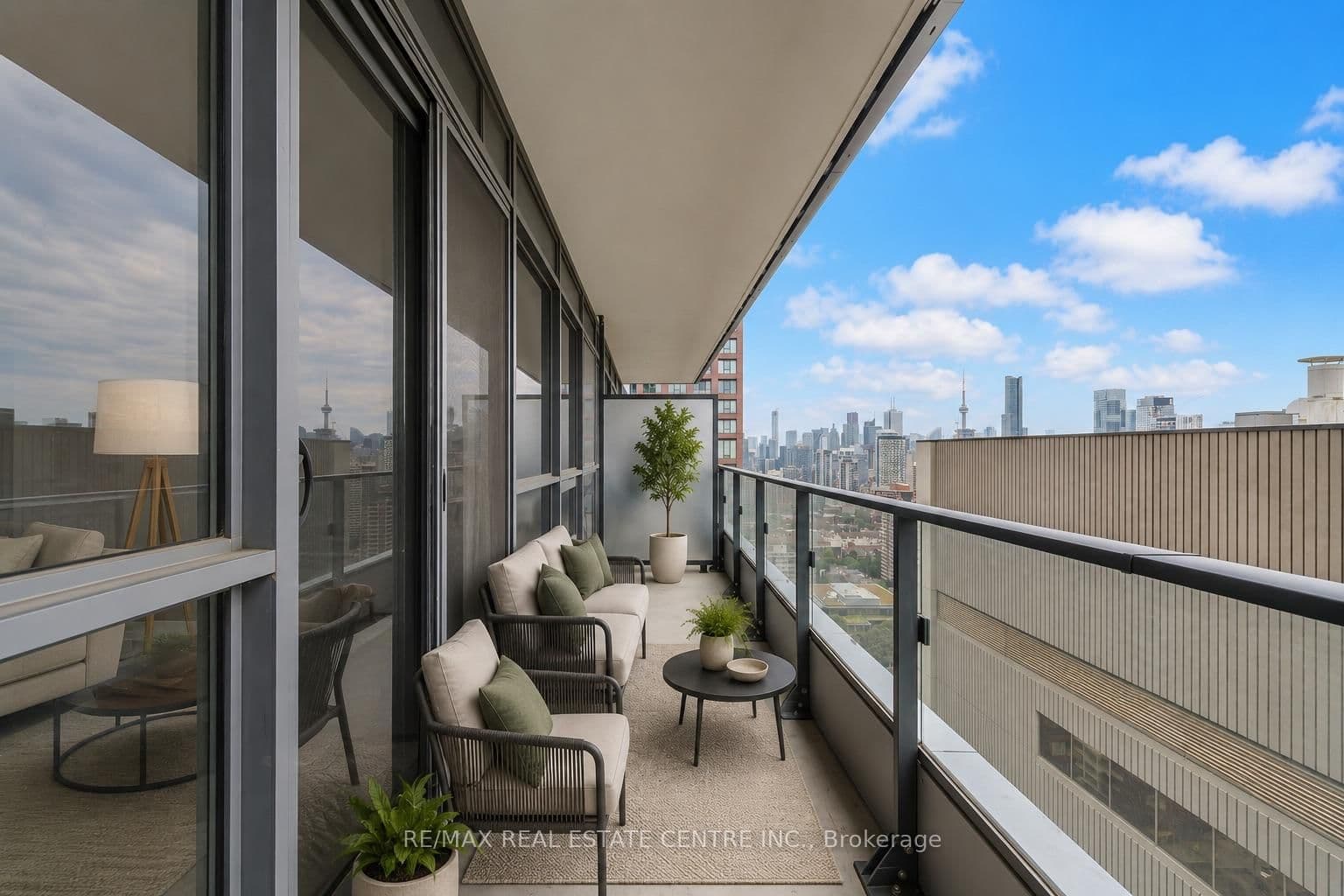 395 Bloor Street E, Unit 2503 thumbnail 15