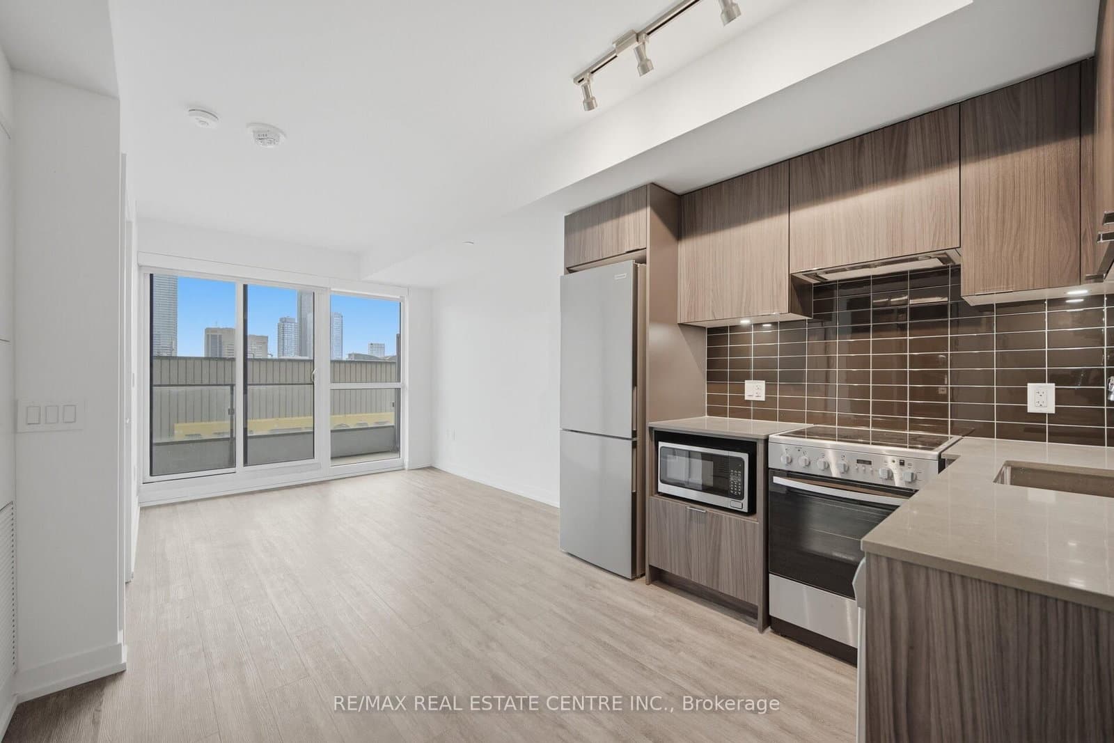 395 Bloor Street E, Unit 2503 thumbnail 33