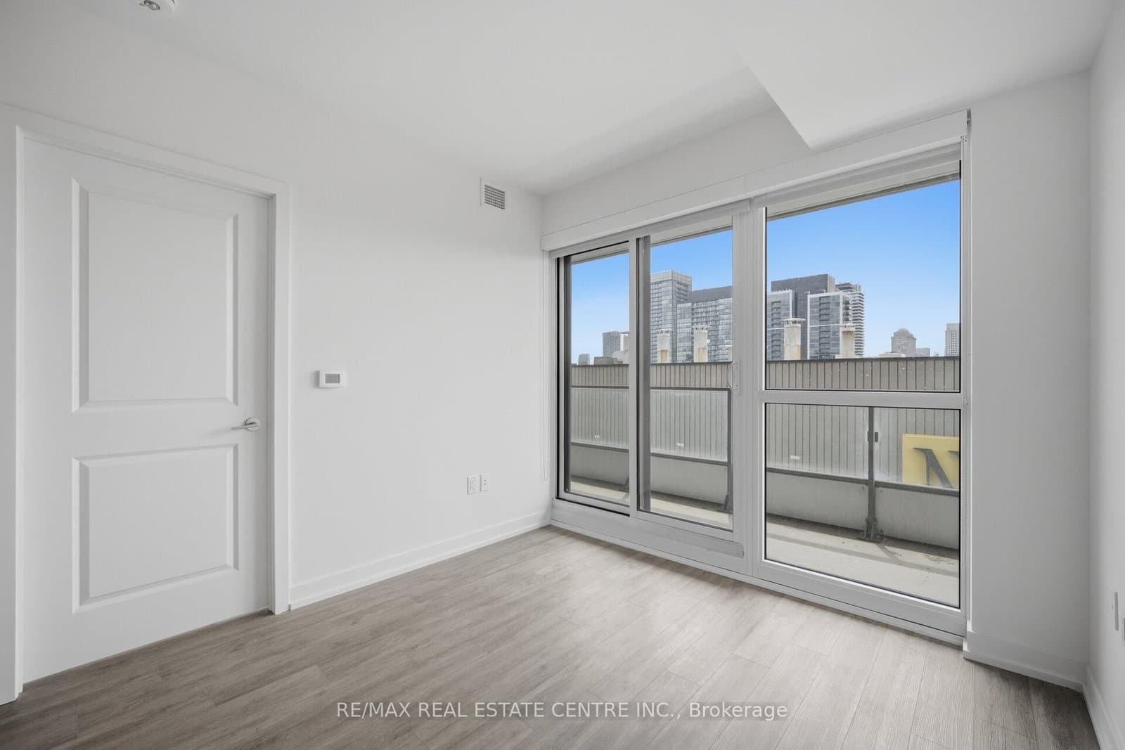 395 Bloor Street E, Unit 2503 thumbnail 40