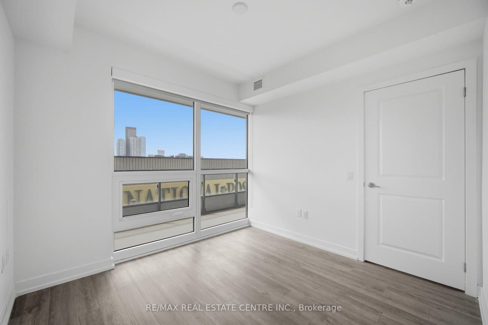 395 Bloor Street E, Unit 2503 thumbnail 43