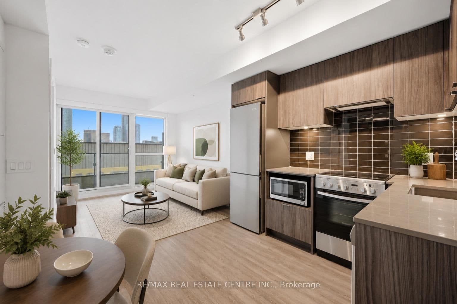 395 Bloor Street E, Unit 2503 thumbnail 7