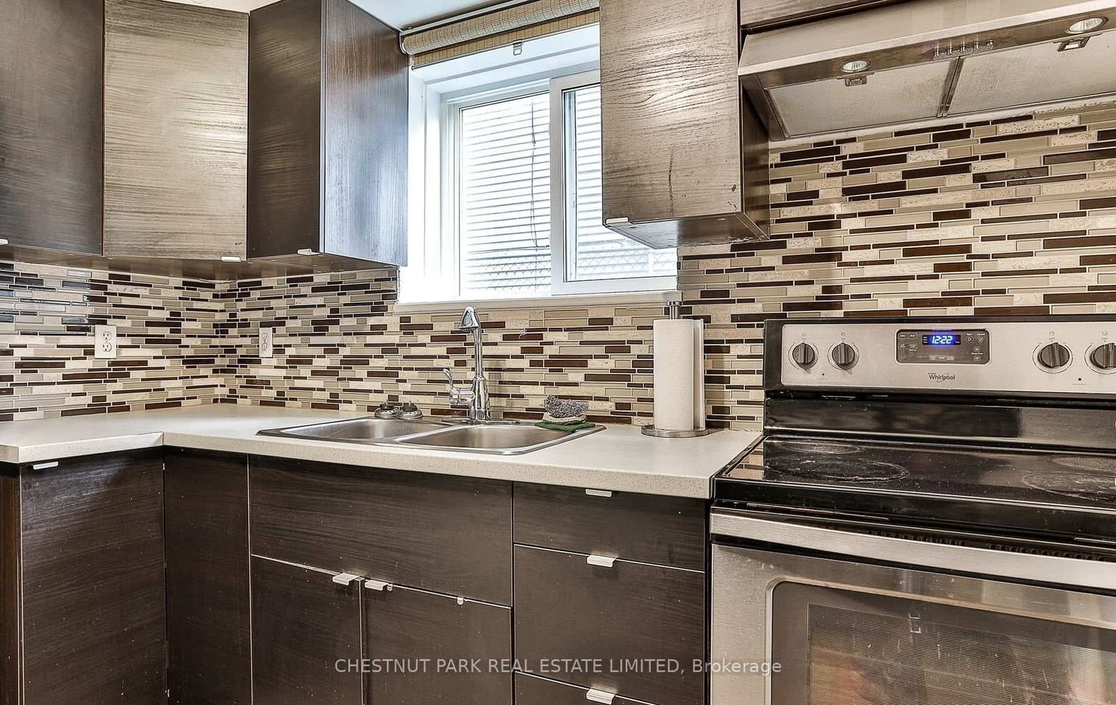 76 Walmsley Boulevard, Unit 1 thumbnail 10