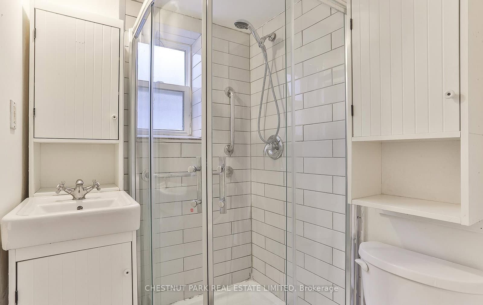 76 Walmsley Boulevard, Unit 1 thumbnail 27