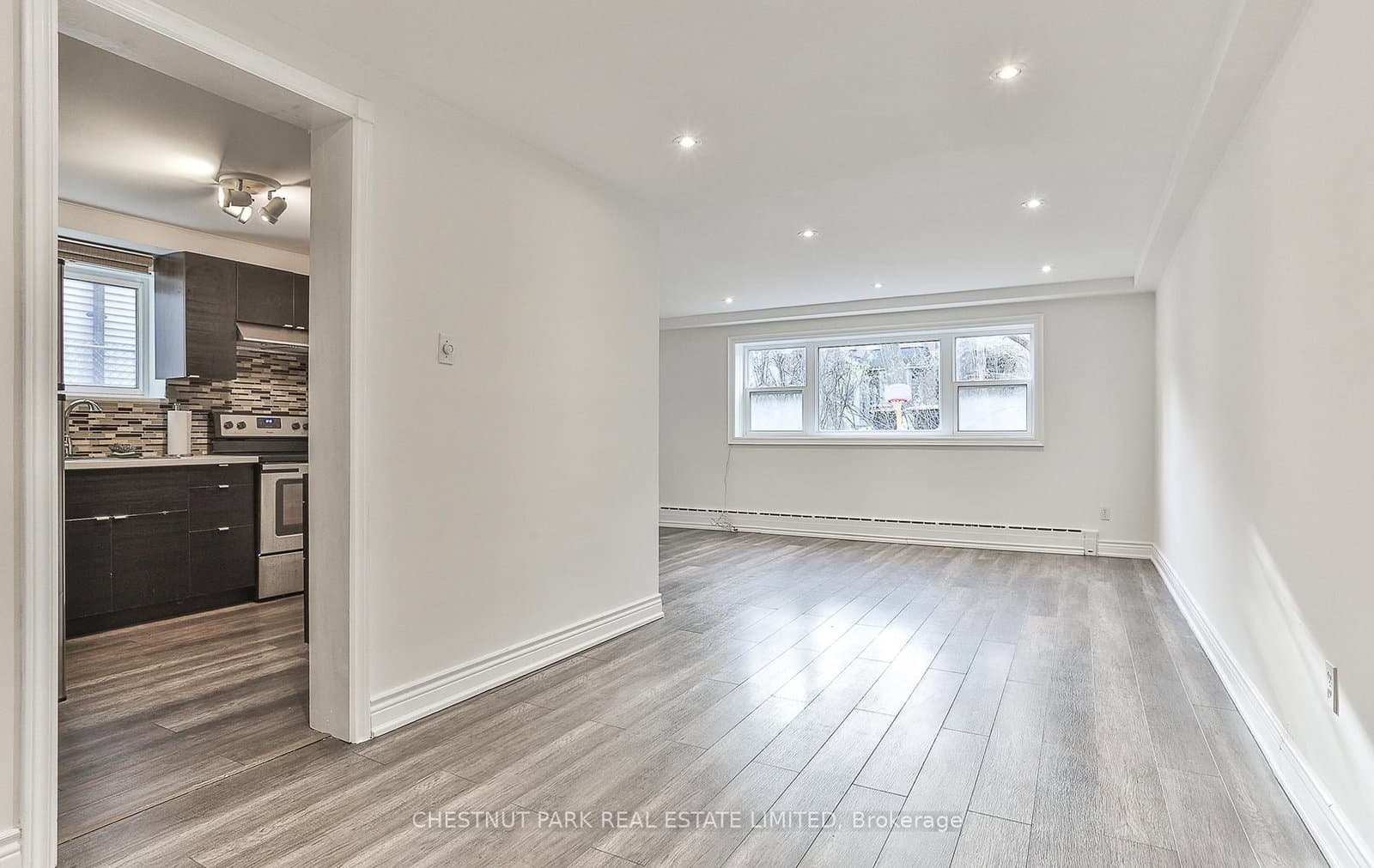 76 Walmsley Boulevard, Unit 1 thumbnail 3