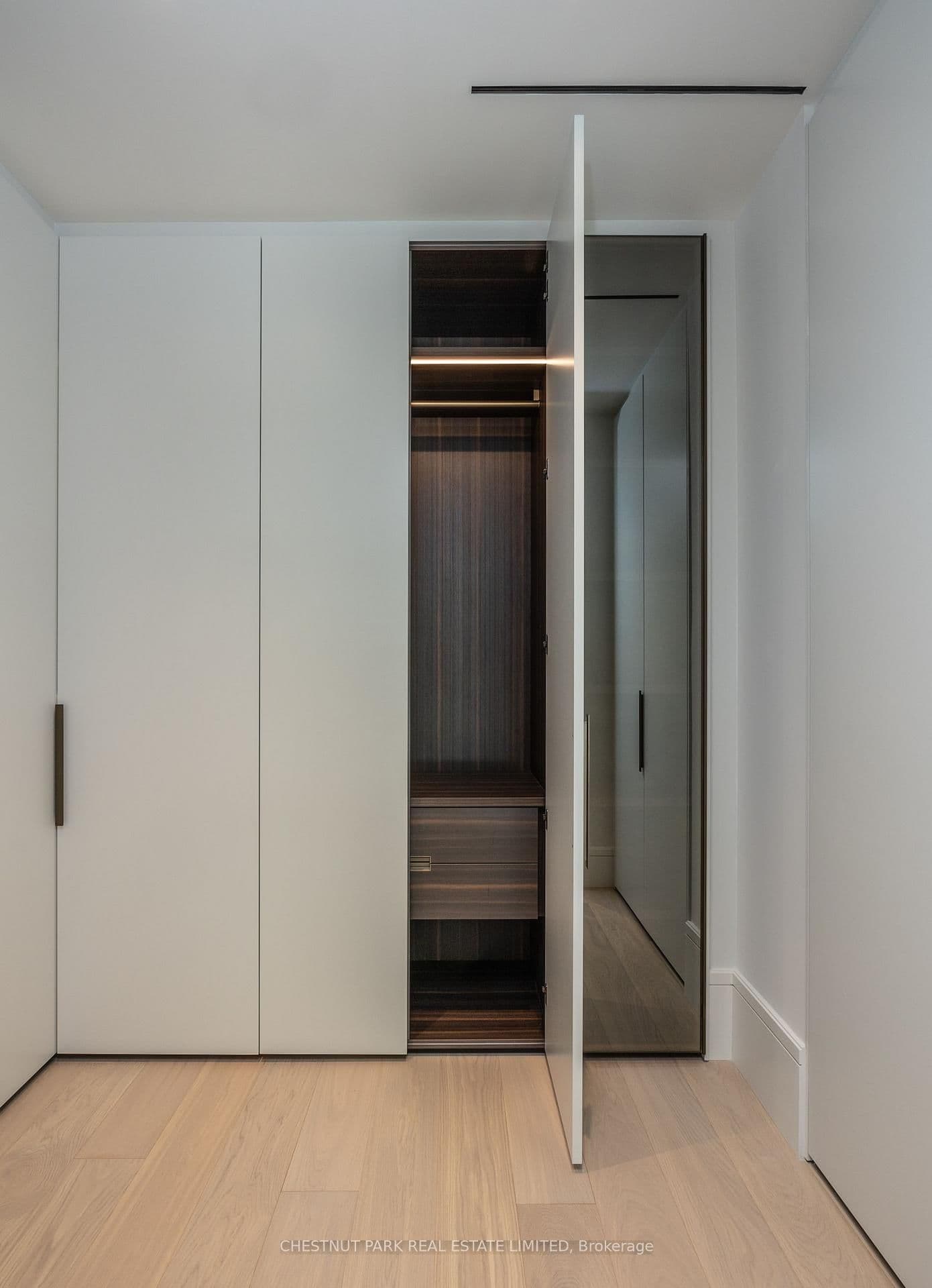 7 Dale Avenue, Unit 205 thumbnail 24