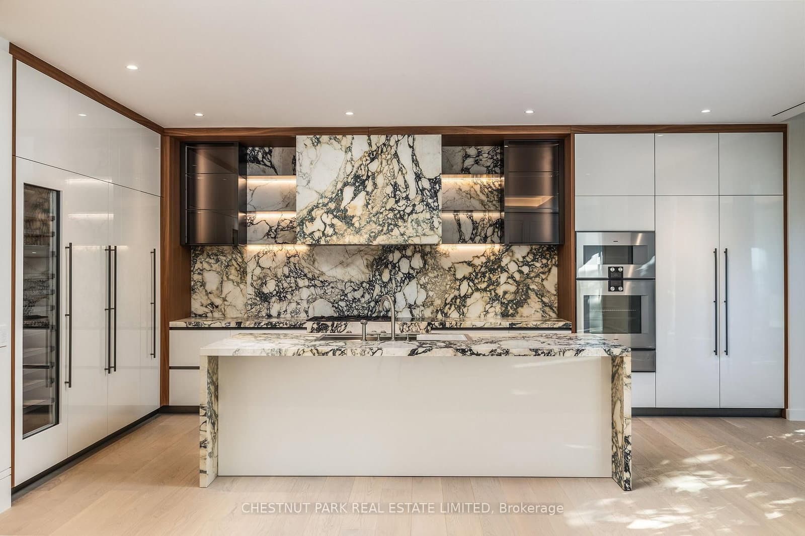 7 Dale Avenue, Unit 205 thumbnail 5