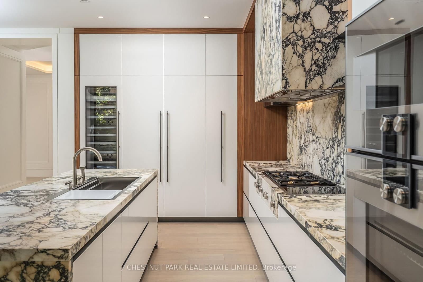 7 Dale Avenue, Unit 205 thumbnail 8