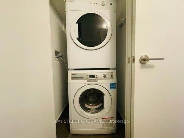 50 Forest Manor Road, Unit 704 thumbnail 11