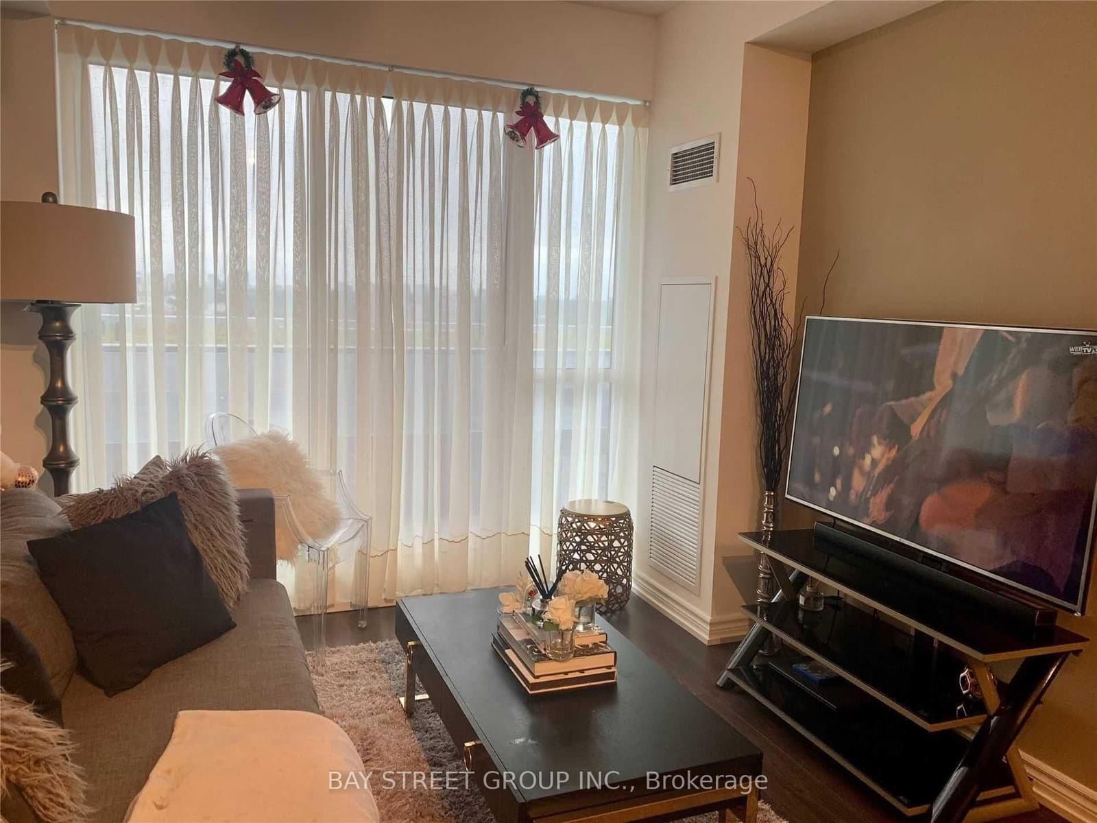 50 Forest Manor Road, Unit 704 thumbnail 3