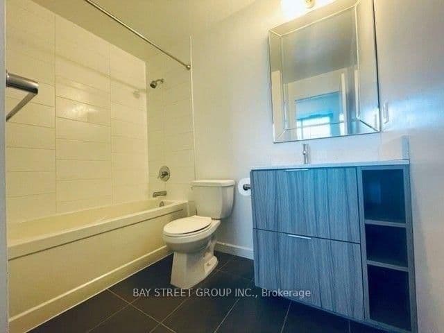 50 Forest Manor Road, Unit 704 thumbnail 7