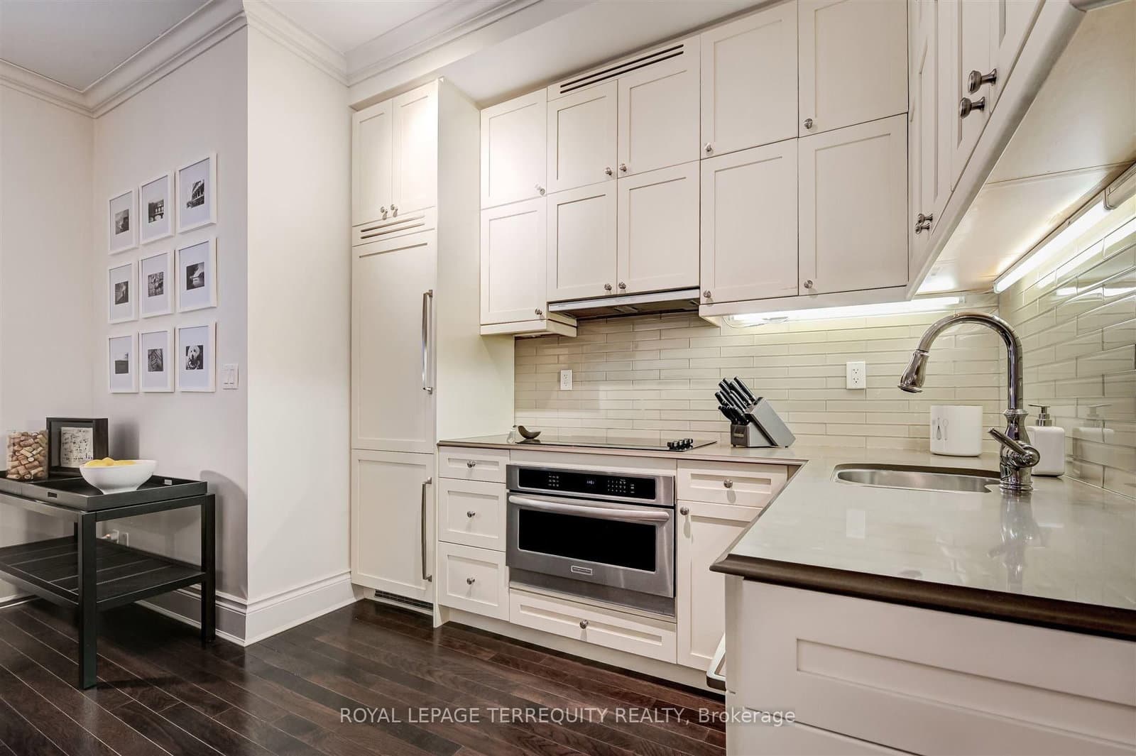 22 Leader Lane, Unit 332 thumbnail 5