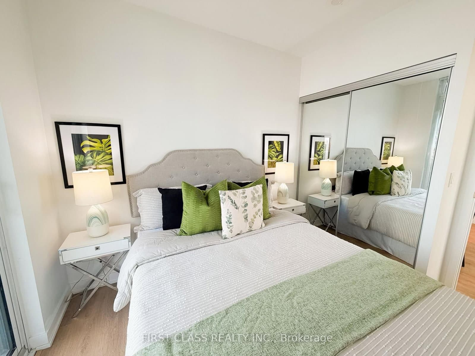 501 YONGE Street, Unit 2805 thumbnail 11