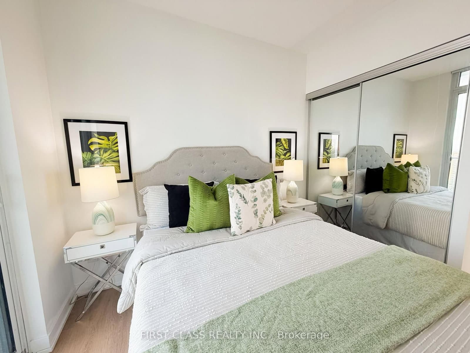 501 YONGE Street, Unit 2805 thumbnail 13