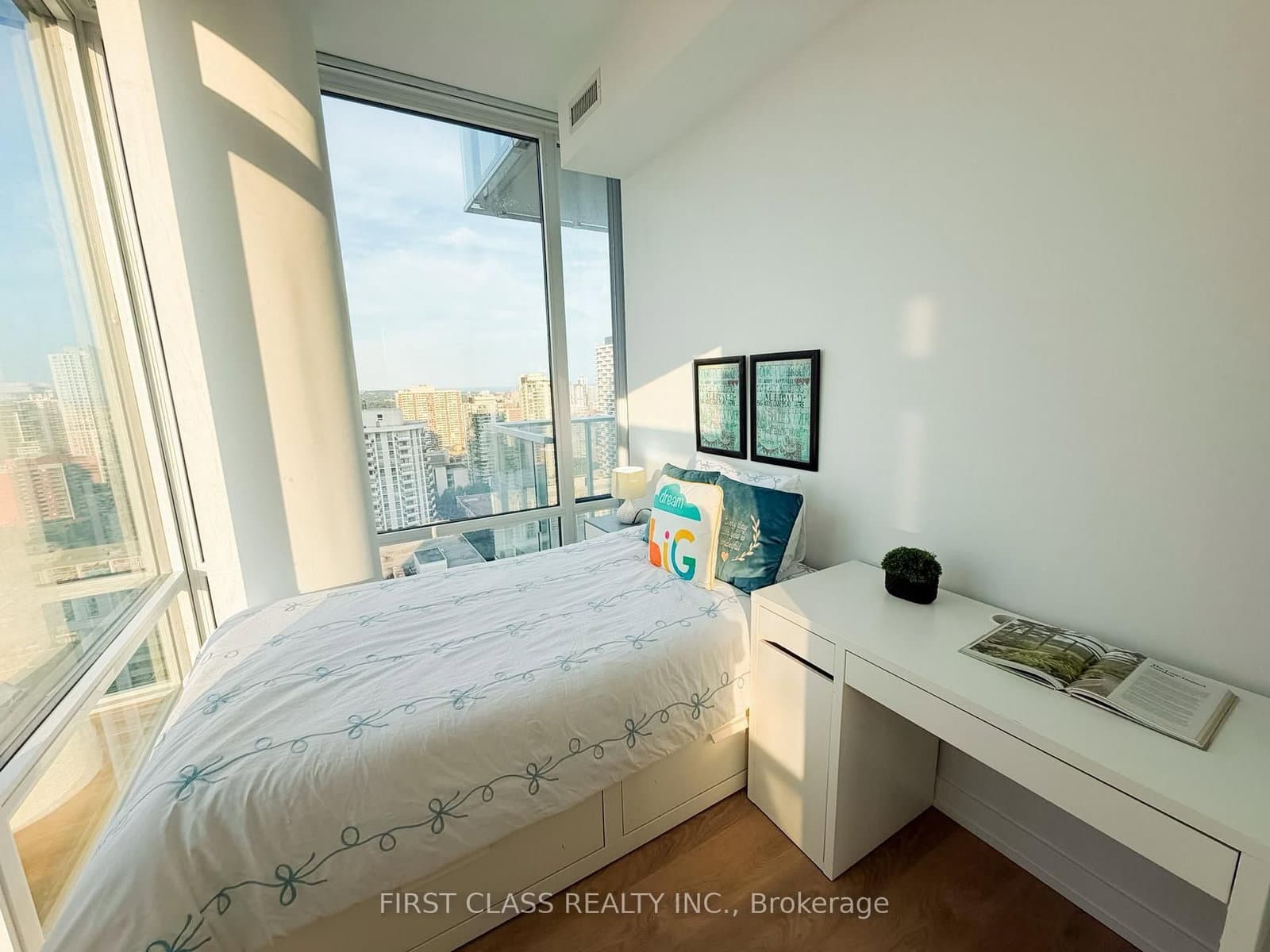 501 YONGE Street, Unit 2805 thumbnail 15